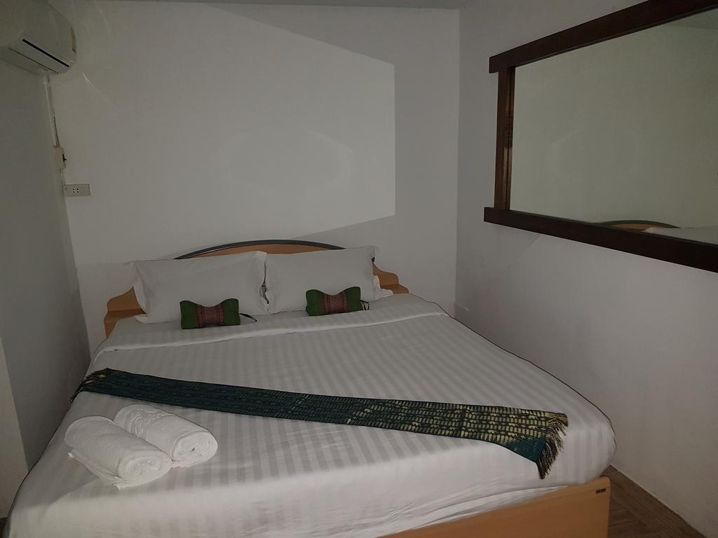 Chaam Guesthouse Cha-Am Zewnętrze zdjęcie
