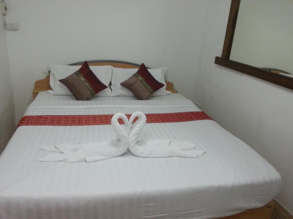 Chaam Guesthouse Cha-Am Zewnętrze zdjęcie